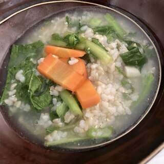 小松菜と人参の玄米ご飯雑炊
